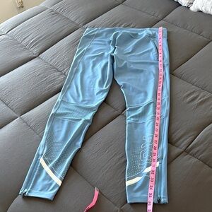 Under Armour Women's Blue Leggings